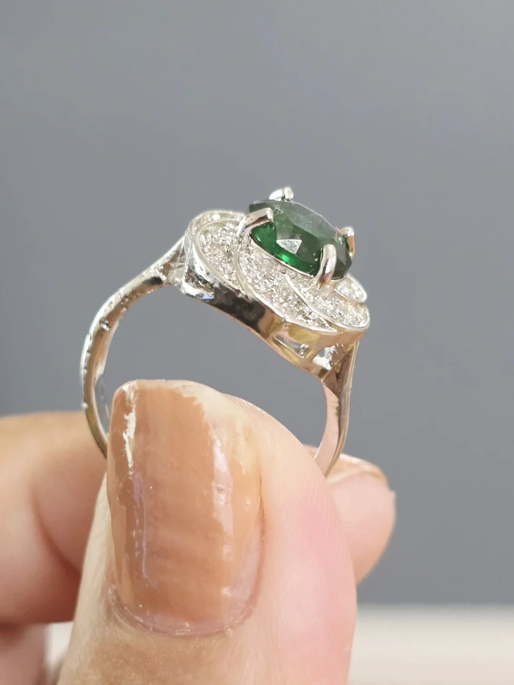 White Gold Plated Ring with Emerald Green Center Stone